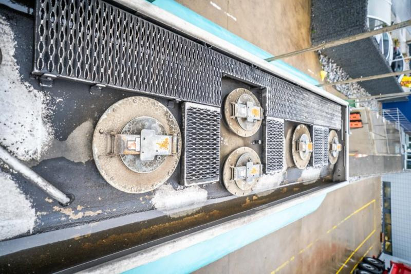 Tankwagen Renault MIDLUM 270 DXI + MAGYAR ALU 11000L+5COMP.