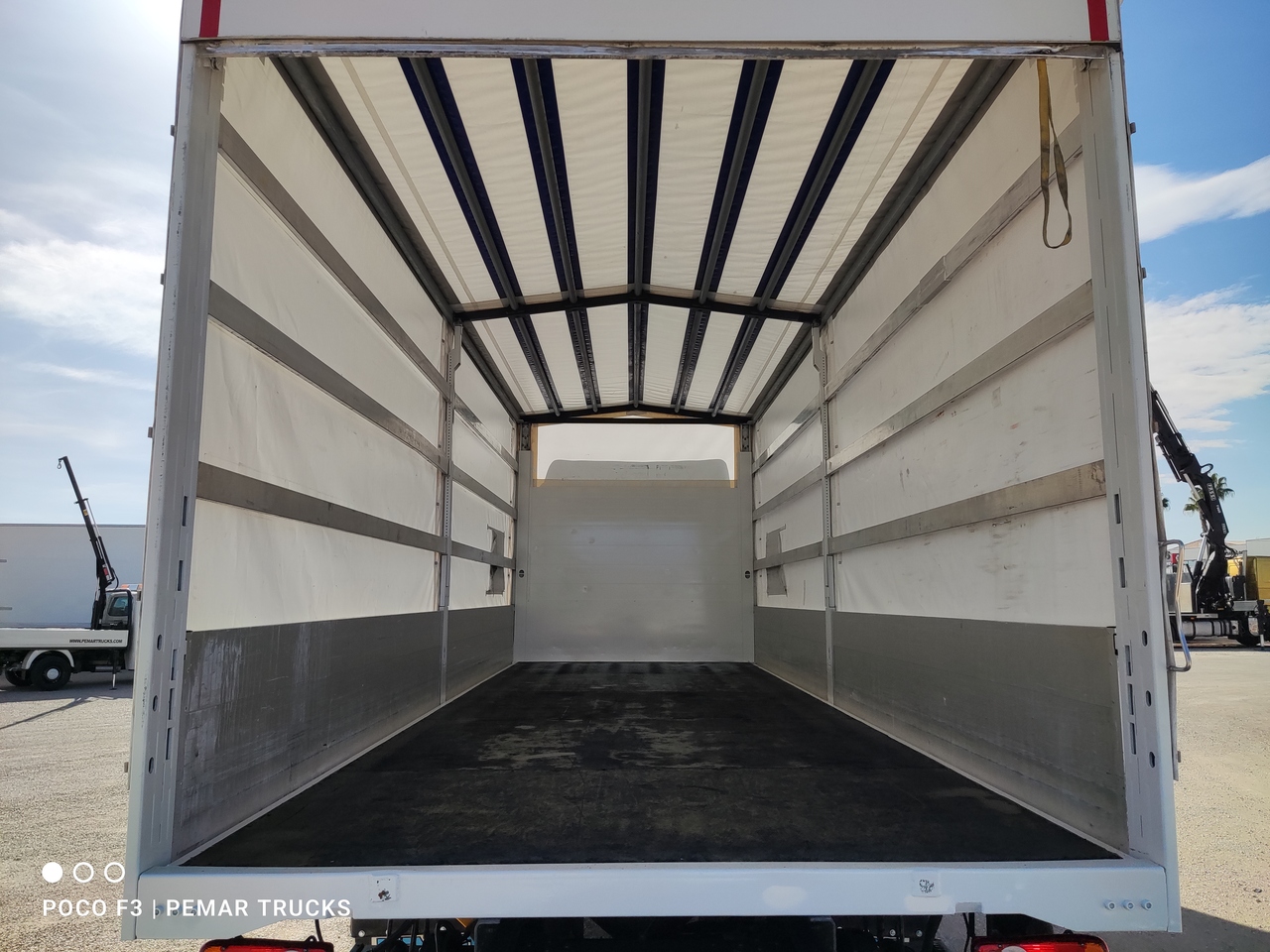 Schuifzeilen vrachtwagen VOLVO FL 250 SEMITAUTLINER 16T: afbeelding 12