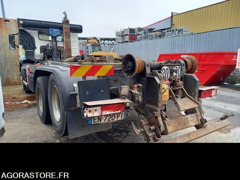 Vrachtwagen VOLVO FM9 - 26T BRAS - 2005 /  521 000 KM - EN720PT (BARA - R51298)
