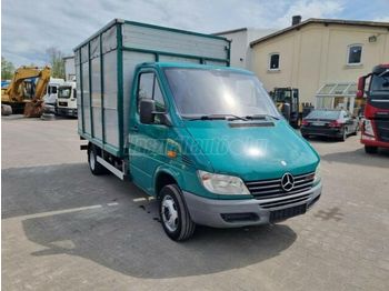 Veewagen vrachtwagen MERCEDES-BENZ Sprinter 411 CDI