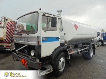 Tankwagen Volvo F613 + Manual + 3 Compartments + 10.000 Liter: afbeelding 1