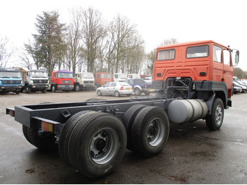 Chassis vrachtwagen Volvo F7 , 6x4 , Manual , Euro 1 , Telma Retarder , Spring suspension: afbeelding 3