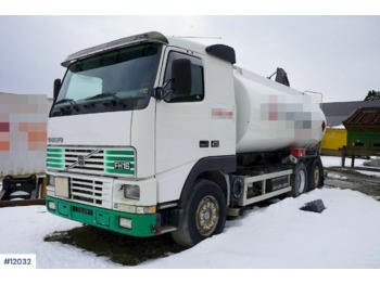 Tankwagen Volvo FH16: afbeelding 1