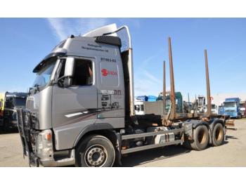 Vrachtwagen voor het vervoer van hout Volvo FH660 6X4: afbeelding 1