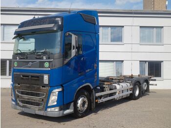 Containertransporter/ Wissellaadbak vrachtwagen Volvo FH 500 6x2 BDF: afbeelding 1