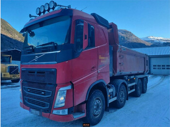 Kipper vrachtwagen Volvo FH 540 Euro 6. 8x4 Tipper truck with Istrail teppe: afbeelding 1