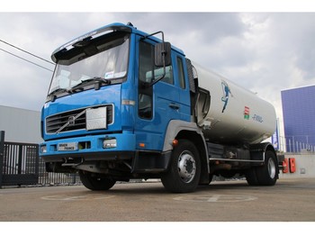 Tankwagen voor het vervoer van brandstoffen Volvo FL 220.15 + MAGYAR 10.000 L ( 4 comp.): afbeelding 1