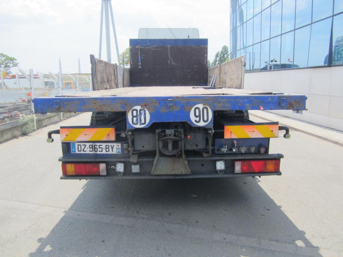 Vrachtwagen met open laadbak DAF XF105 460