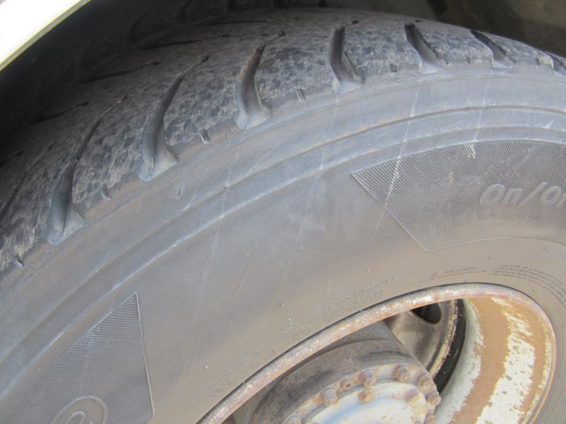 Vrachtwagen met open laadbak DAF XF105 460