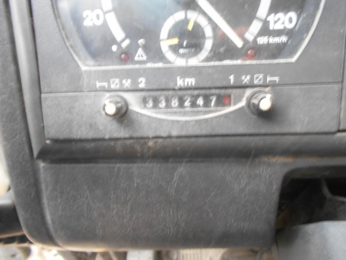 Vrachtwagen met open laadbak Iveco Eurotrakker 330E34