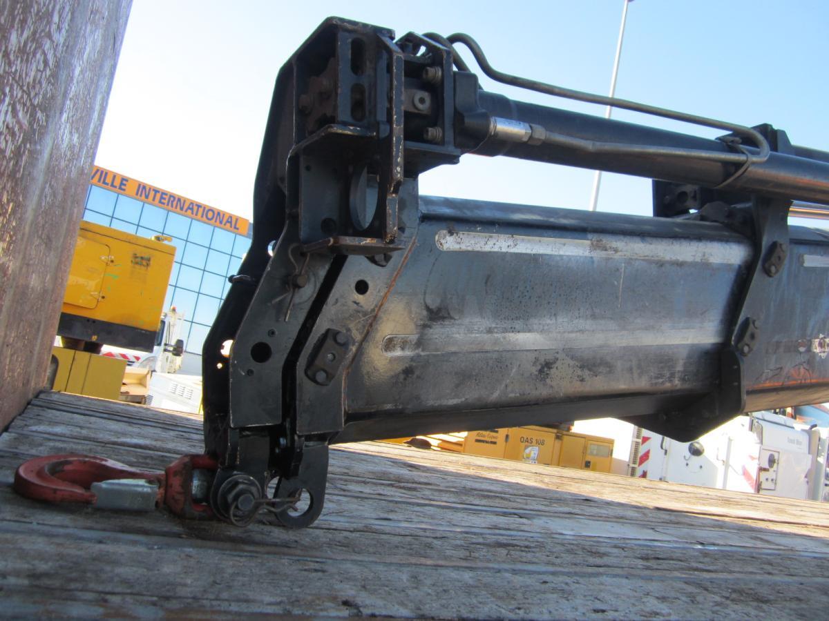 Vrachtwagen met open laadbak MAN TGA 26.430