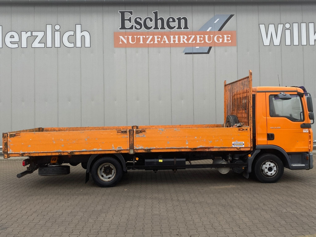 Vrachtwagen met open laadbak MAN TGL 8.210 4x2 BL