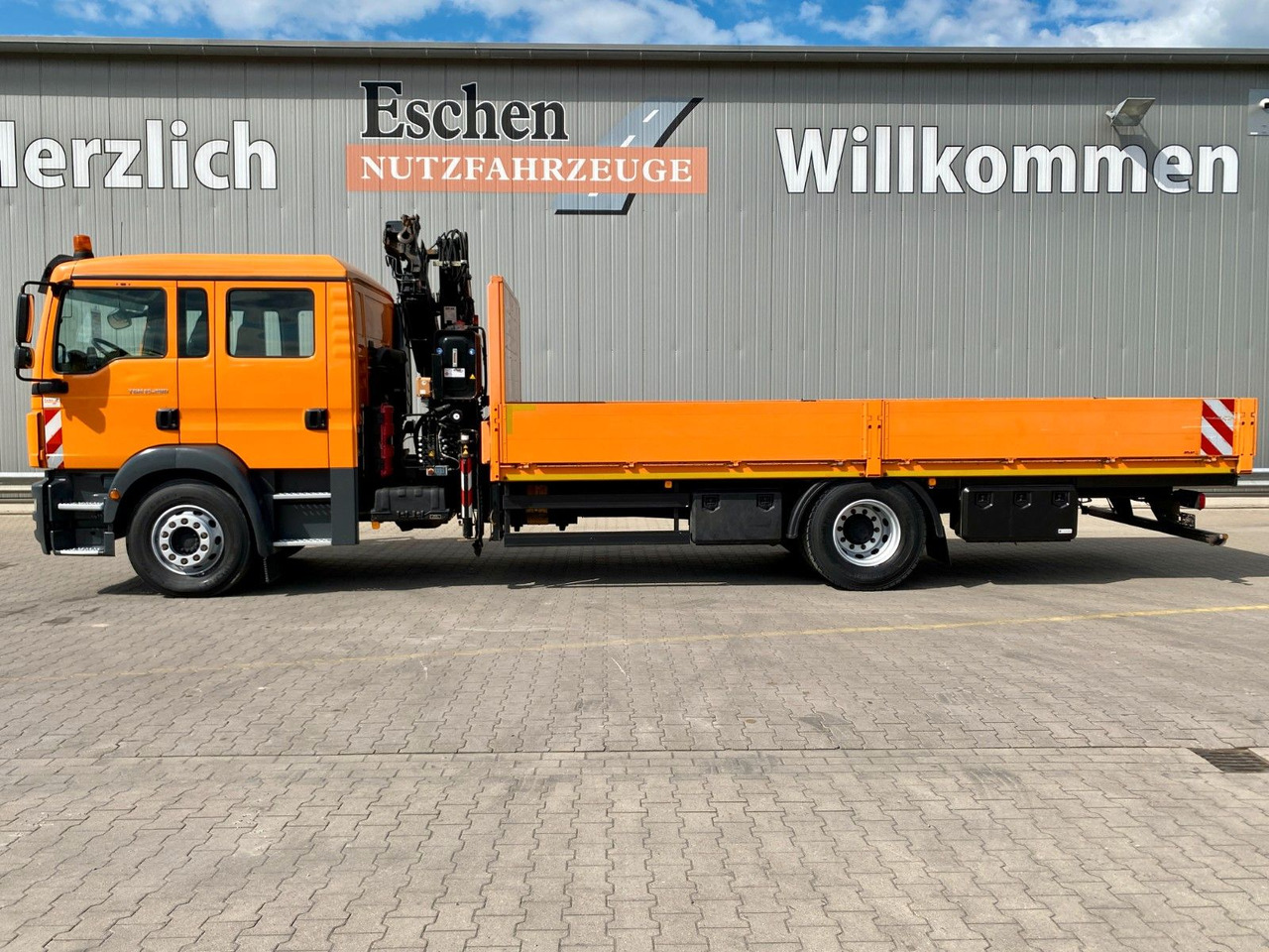Vrachtwagen met open laadbak MAN TGM 15.290 DOKA|Atlas AK 75,2*Funk*4x Sitze*Navi