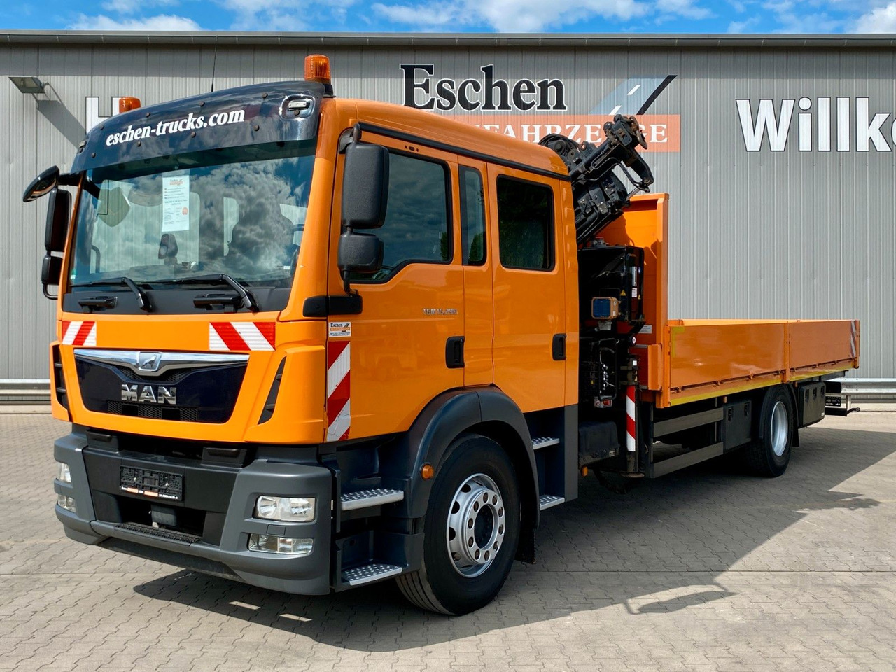 Vrachtwagen met open laadbak MAN TGM 15.290 DOKA|Atlas AK 75,2*Funk*4x Sitze*Navi