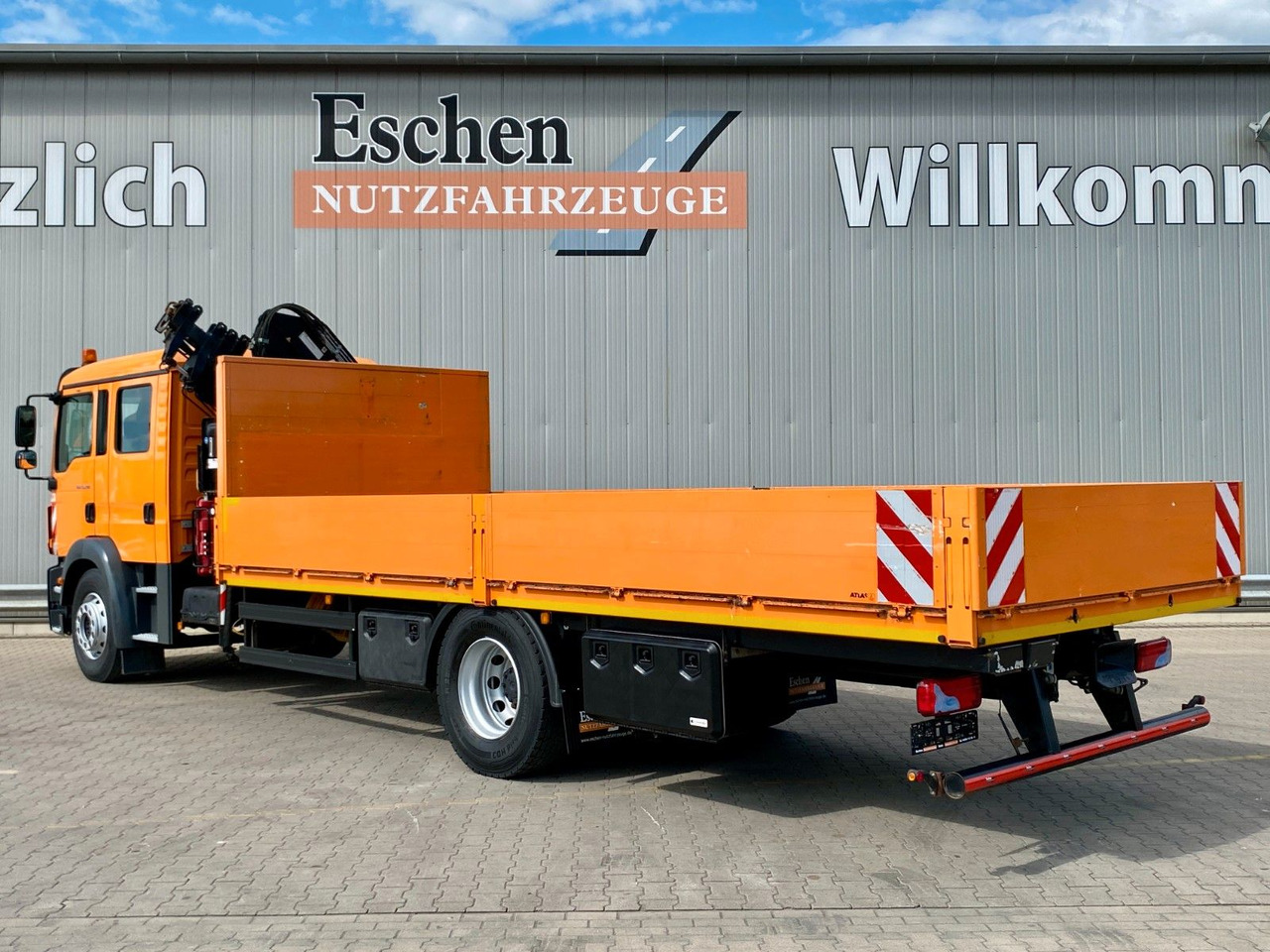 Vrachtwagen met open laadbak MAN TGM 15.290 DOKA|Atlas AK 75,2*Funk*4x Sitze*Navi