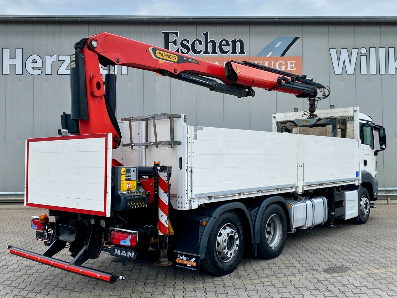 Vrachtwagen met open laadbak MAN TGS 26.420 6x2-4 LL | PK 26.001*FUNK*Navi*AHK*AC