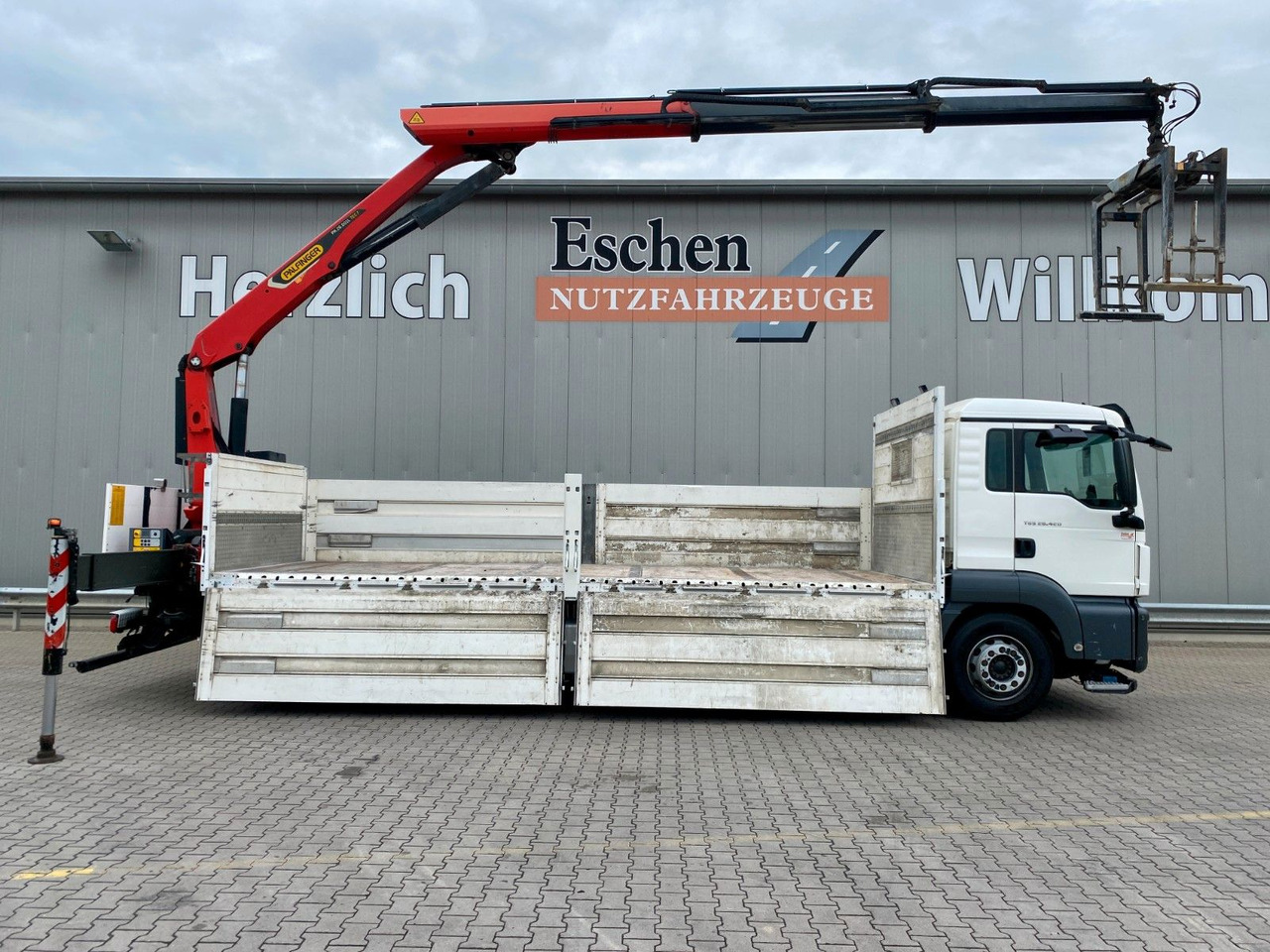 Vrachtwagen met open laadbak MAN TGS 26.420 6x2-4 LL | PK 26.001*FUNK*Navi*AHK*AC