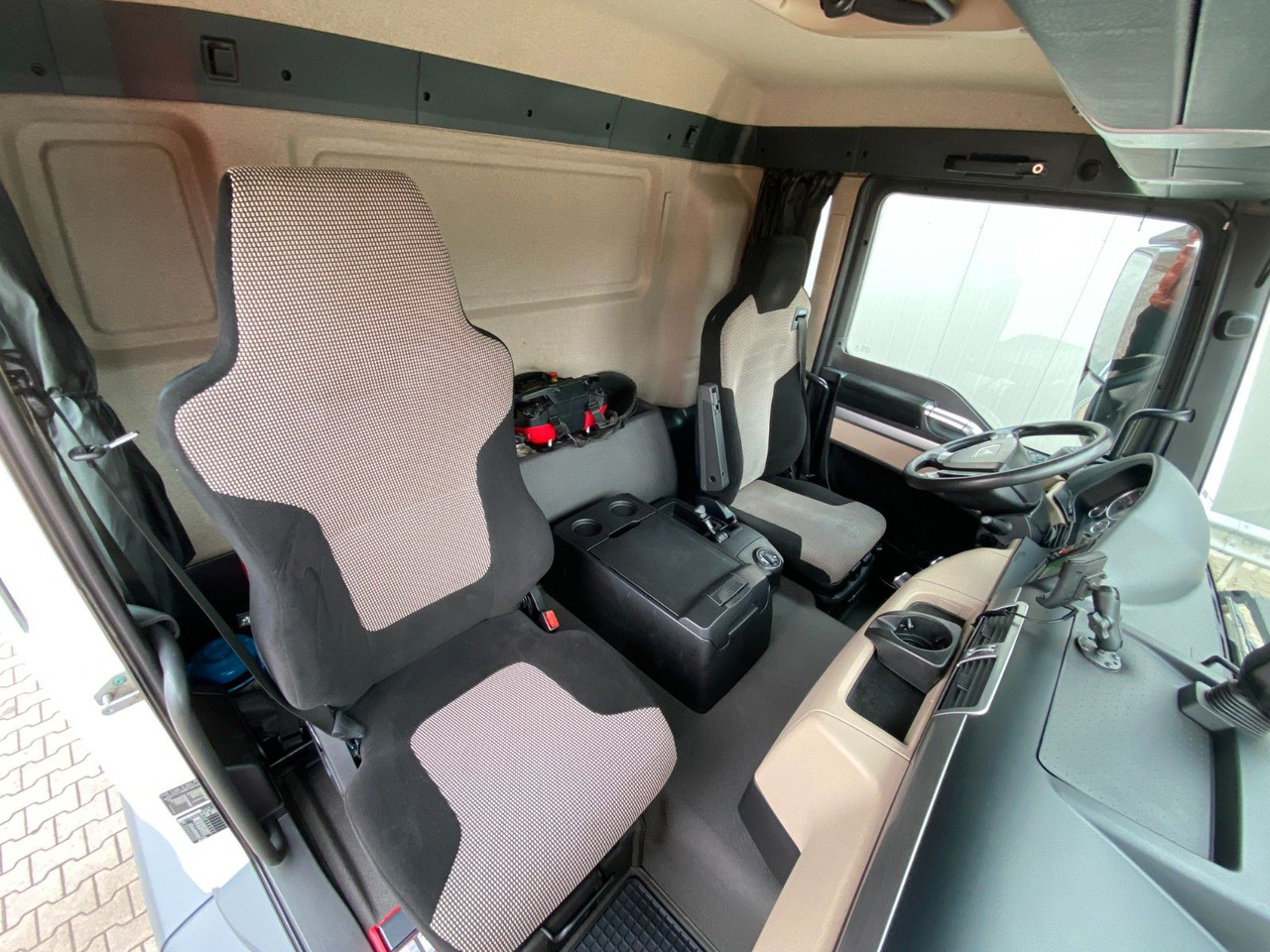 Vrachtwagen met open laadbak MAN TGS 26.420 6x2-4 LL | PK 26.001*FUNK*Navi*AHK*AC