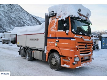 Vrachtwagen met open laadbak Mercedes Actros 2548