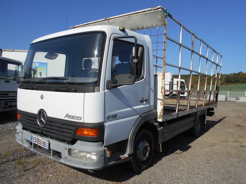 Vrachtwagen met open laadbak Mercedes Atego 815