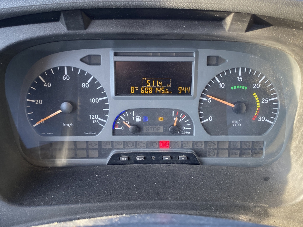 Vrachtwagen met open laadbak Mercedes-Benz 818 Atego