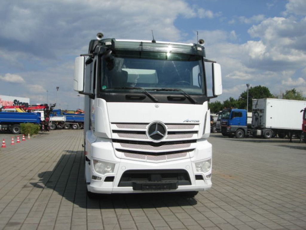 Vrachtwagen met open laadbak Mercedes-Benz Antos 2543 L/6x2 Pritsche Heckkran