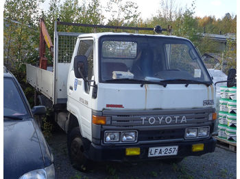 TOYOTA Dyna - Vrachtwagen met open laadbak