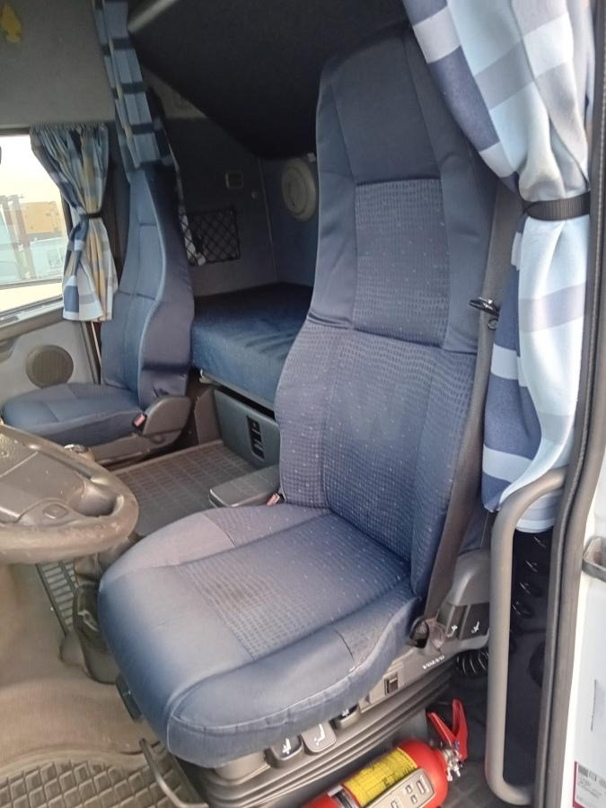 Vrachtwagen met open laadbak Volvo FH