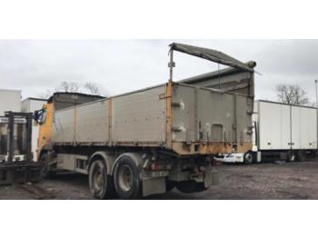 Gesloten laadbak tippflak Volvo.Scania