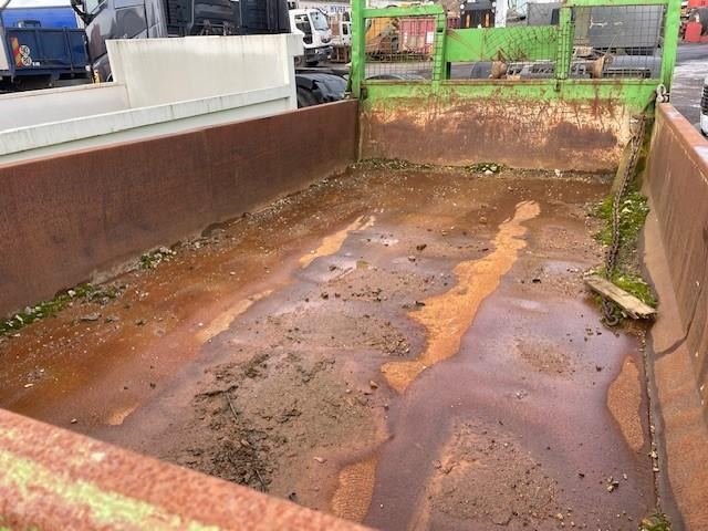 Haakarm container BIBENNE