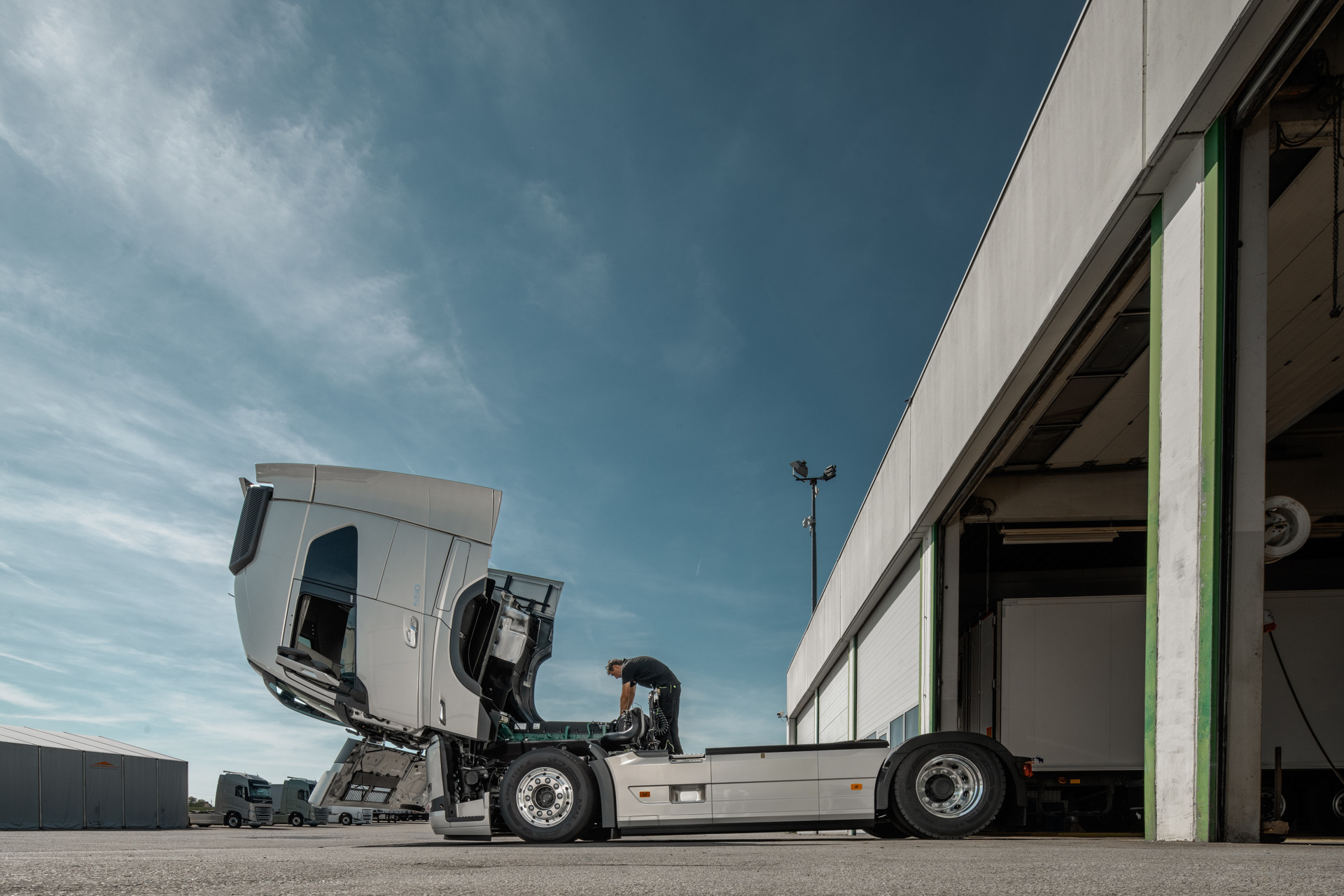 STARENT Truck & Trailer GmbH - Opleggers D-TEC undefined: afbeelding 2