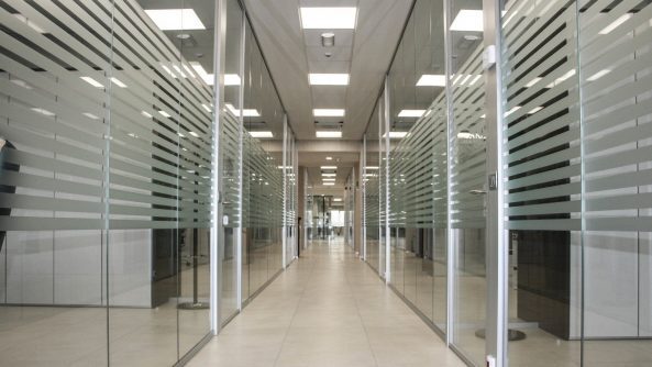 ORION AMBULANZE usato - Gemeentelijke machines/ Speciaal VOLKSWAGEN Transporter undefined: afbeelding 3