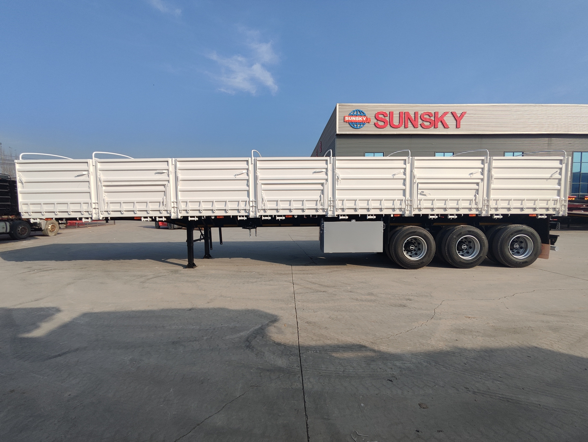 Xiamen Sunsky Vehicle Co.,Ltd - Trekkers - 6x4 undefined: afbeelding 13