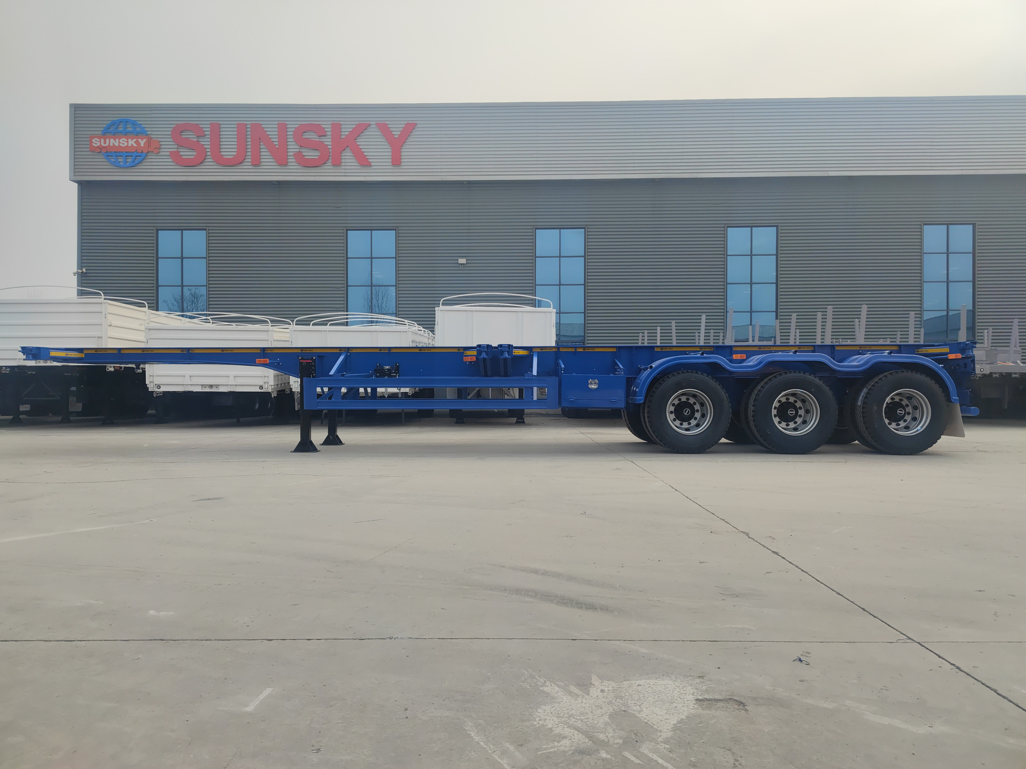 Xiamen Sunsky Vehicle Co.,Ltd - Trekkers - 6x4 undefined: afbeelding 3