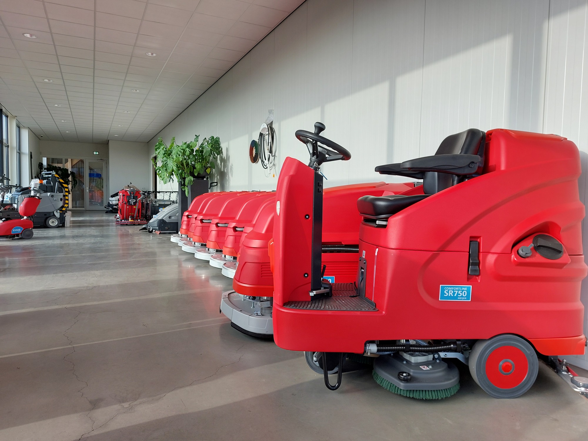 METECH SWEEPERS & SCRUBBERS undefined: afbeelding 3