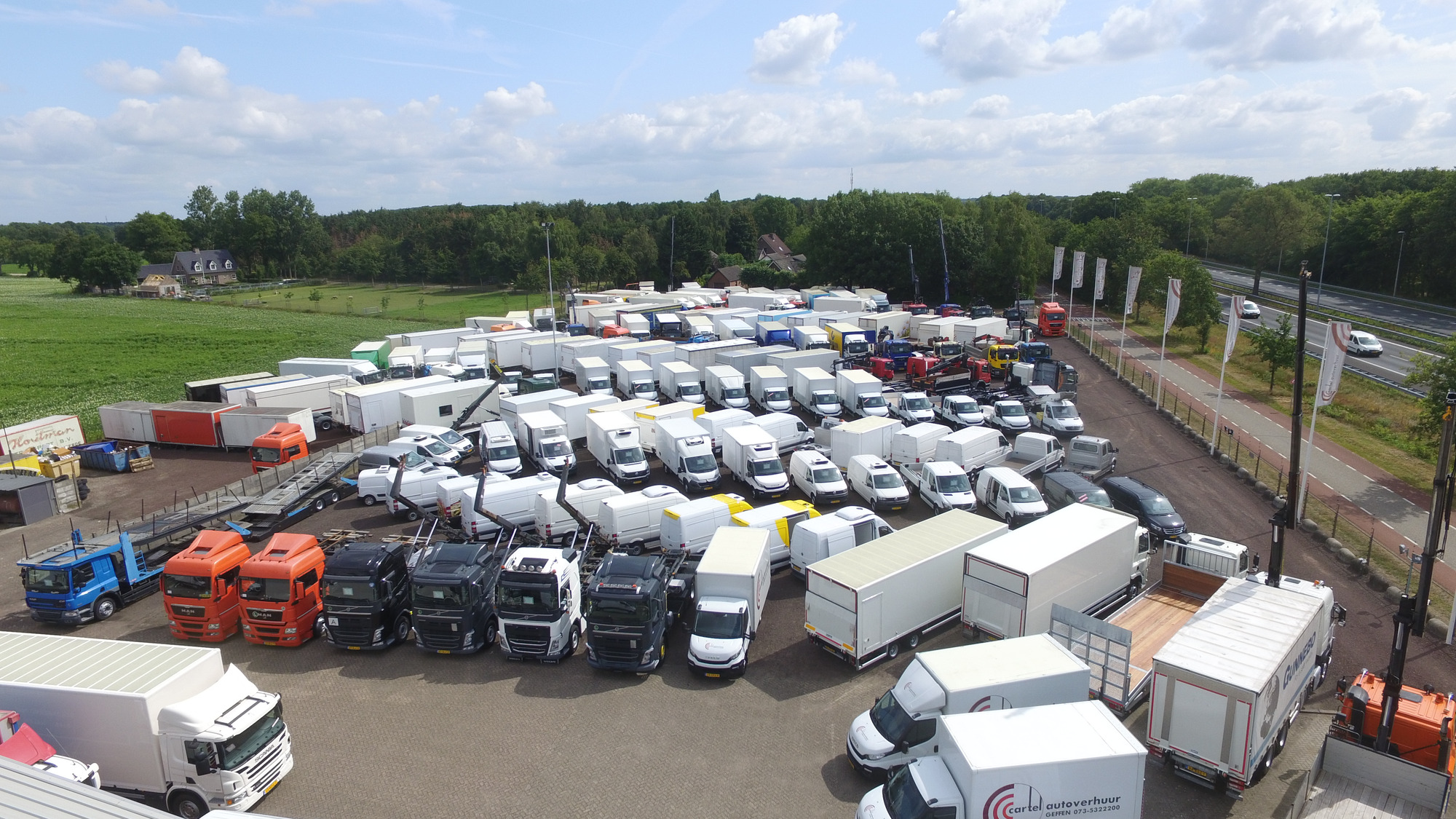 COPPENS TRUCKS BV - Trekkers - Jaar: 2022, Euro 6 undefined: afbeelding 2