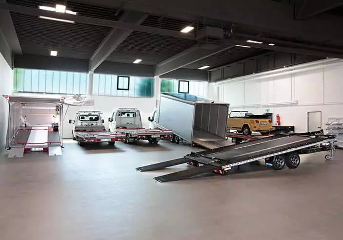 Dipl. Ing. Claus Reher GmbH & Co. KG - Voertuigen te koop undefined: afbeelding 1