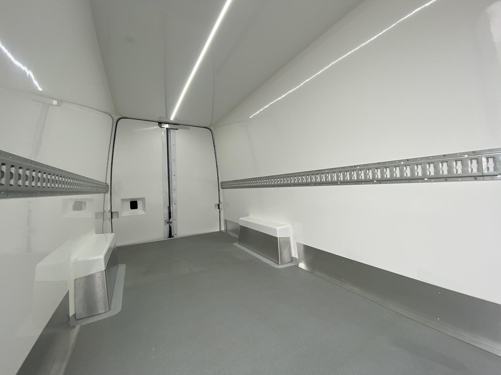 RINZ ROS d.o.o. (GmbH) - Bedrijfswagens undefined: afbeelding 6