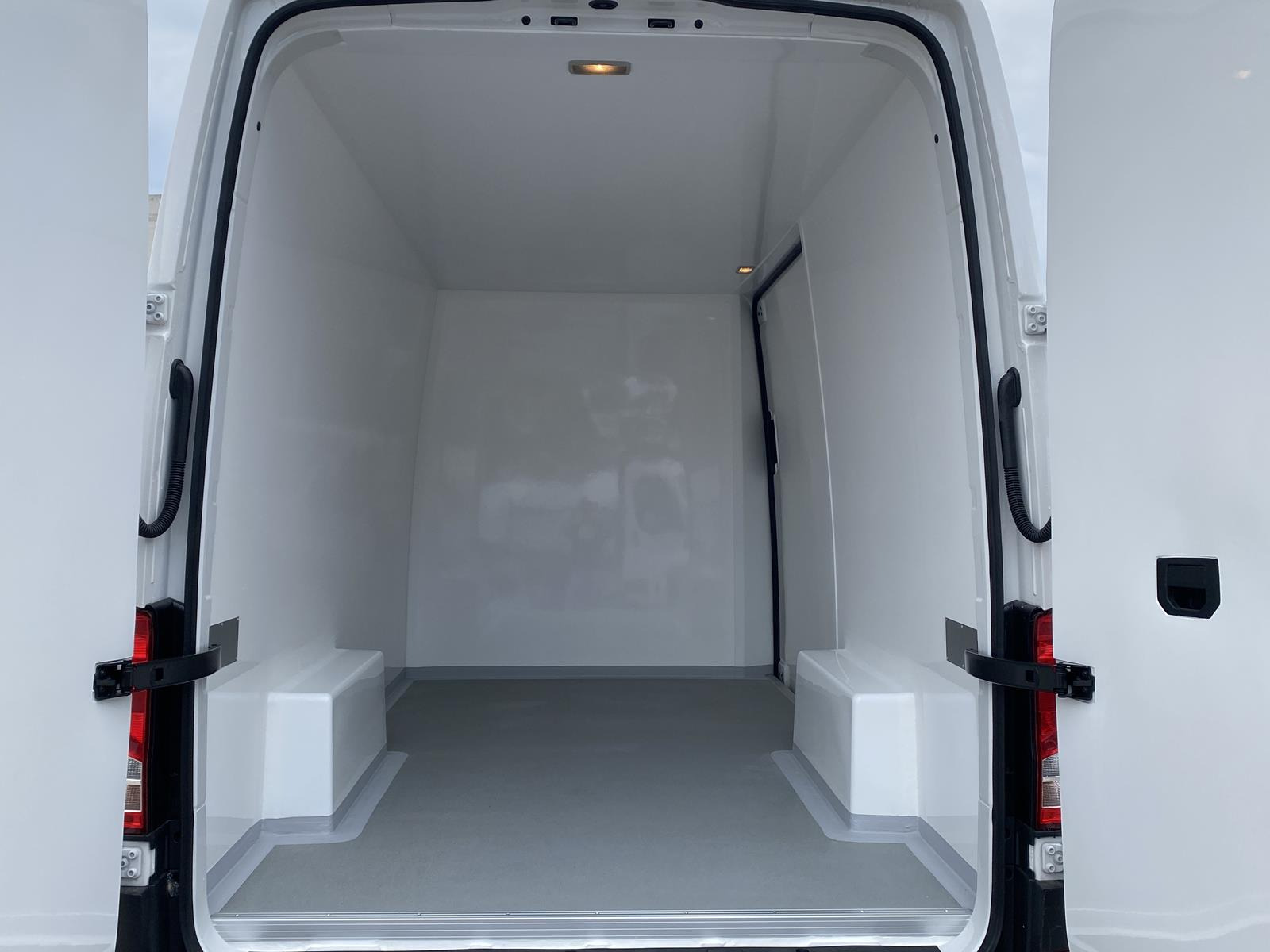 RINZ ROS d.o.o. (GmbH) - Bedrijfswagens undefined: afbeelding 32