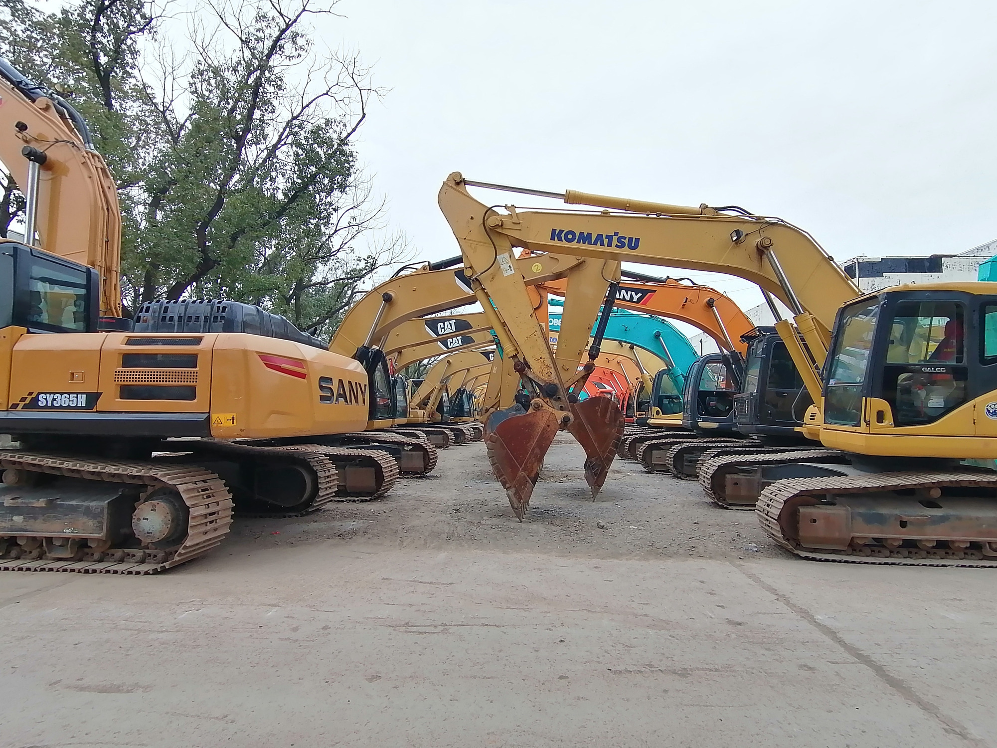 Qingdao Higher Weight Trade Co. LTD - Vrachtwagens SINOTRUK - Jaar: 2022, Euro 3 undefined: afbeelding 6