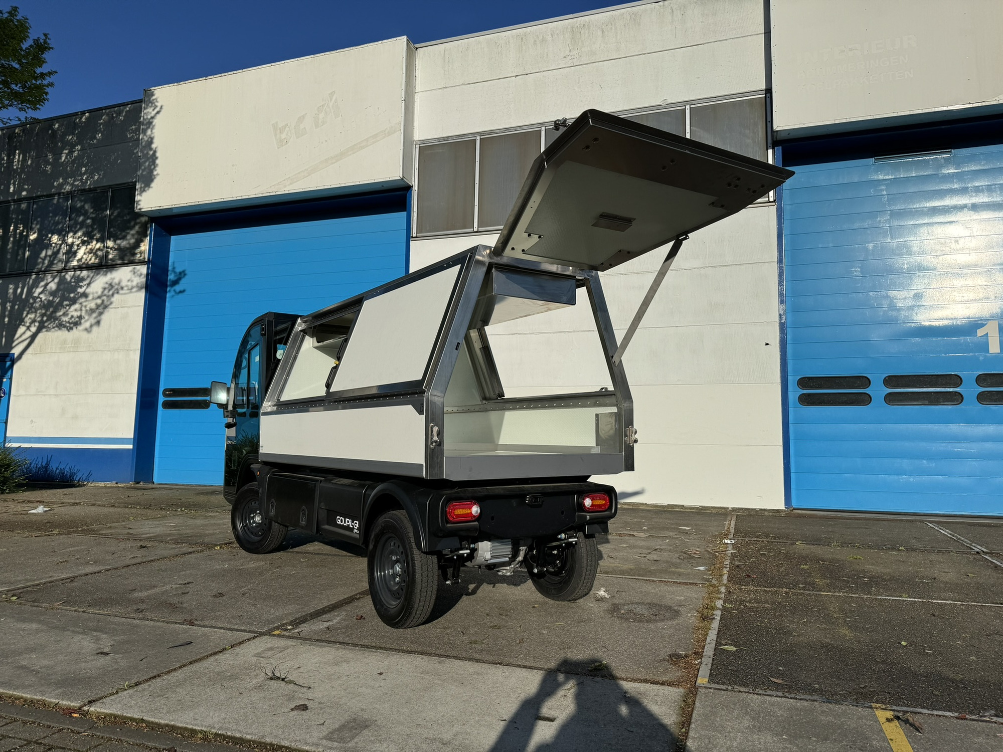 Drechtsteden constructive B.V. - Voertuigen te koop undefined: afbeelding 5