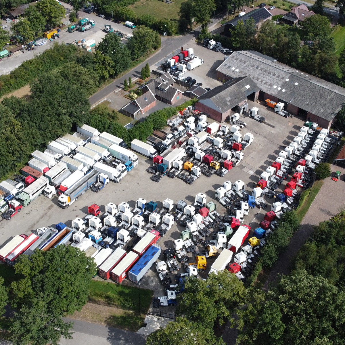 Hesselink Trucks B.V. - Bedrijfswagens IVECO - versnellingsbak: manuele, airconditioner undefined: afbeelding 7