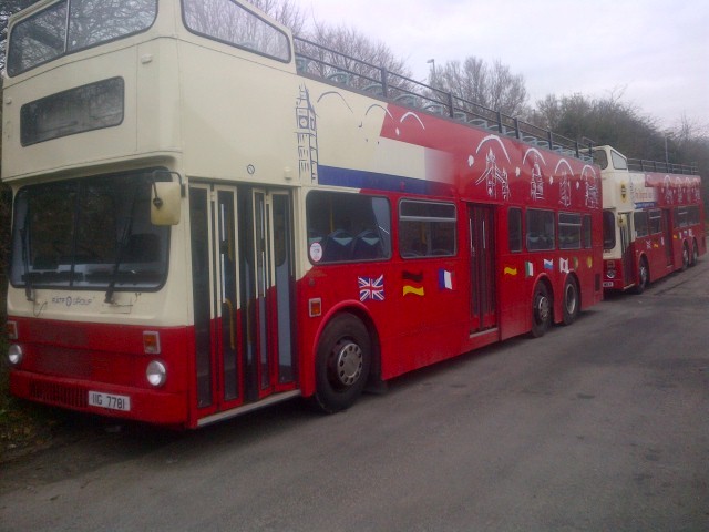 USED COACH SALES LTD - Voertuigen te koop undefined: afbeelding 2