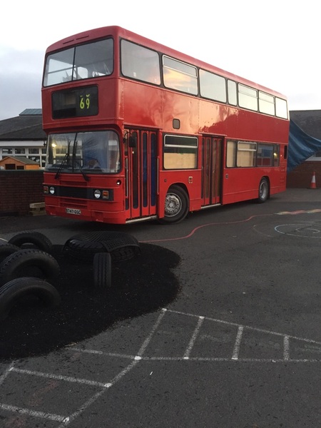 USED COACH SALES LTD - Voertuigen te koop undefined: afbeelding 5