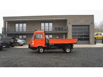 Bestelwagen met open laadbak