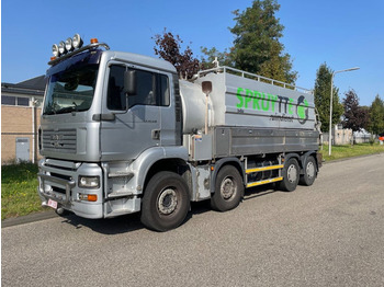 Vacuümwagen MAN TGA 41.440