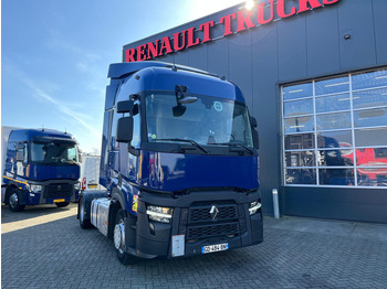 Trekker RENAULT T 440