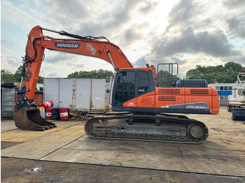 Rupsgraafmachine DOOSAN DX300LC-5