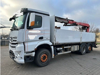 Vrachtwagen met open laadbak MERCEDES-BENZ