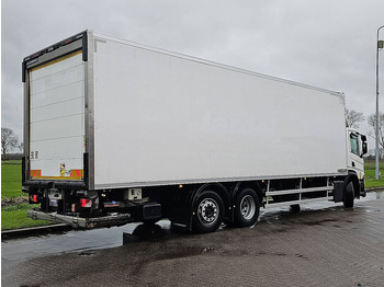 Koelwagen vrachtwagen Scania P320: afbeelding 3